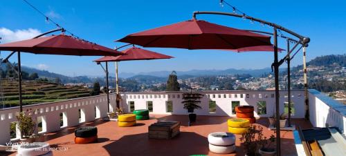 Sunset Valley Holiday Inn - image 3