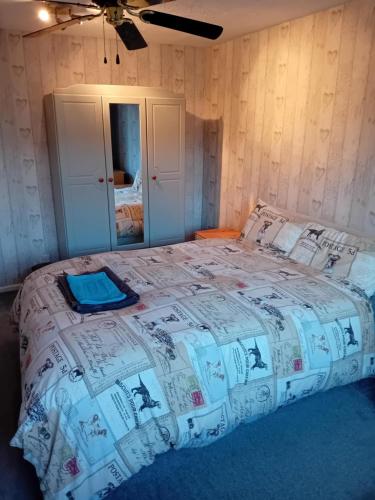 Family room in Newtown