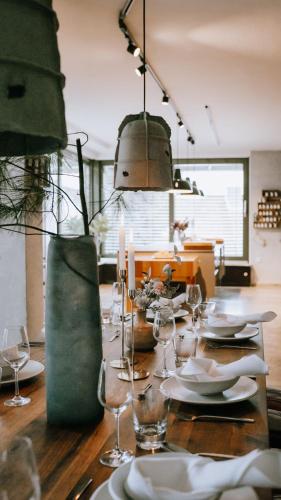 Facilities, Rotwein Residenz Klingenberg Luxus Suite mit Weitblick Hollands Pfefferhaus in Klingenberg am Main