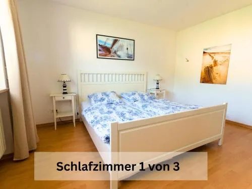 FeHs Wichmann für Familien und Paare - Strandkorb am Meer - abschließbarer Fahrradunterstand - kostenfrei Parken - ruhige Lage in Grömitz, Deutschland