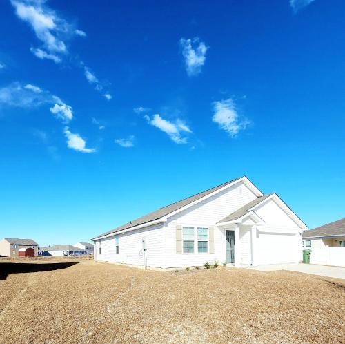 Spacious Family Home in Florence Minutes from I-95 and Buc-ee's image