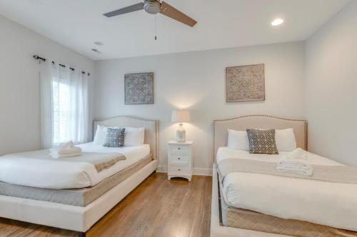Hilltop Charmer Super Close To Downtown Three Bedroom in Városközponthoz közel