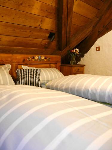 1 double bed, 1 sofa bed