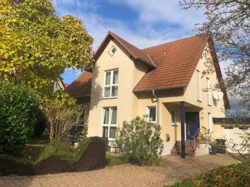 Ferienwohnung Villa Südpfalz mit Fernblick in Böchingen, Deutschland