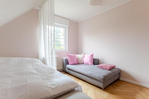 Idyllisches, neu renoviertes Haus mit Steg am See, Berlin (photo 10)