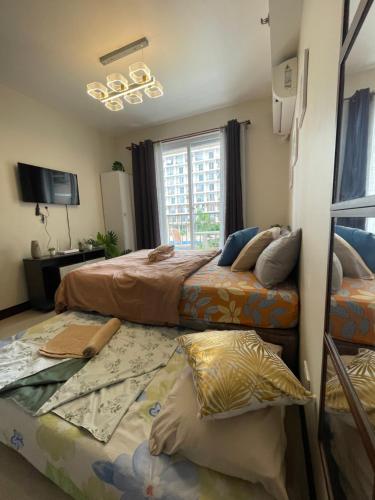 Condo near Airport, CCLEX Pool View Balcony Condo near Airport, CCLEX Pool View Balcony