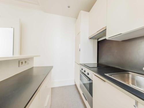 Charming Apartment 1BDR 2P - Grands Boulevards, Paris (photo 7)