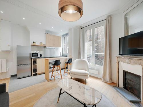 Very nice studio for 2 people Batignolles - Nollet Mobility lease, París