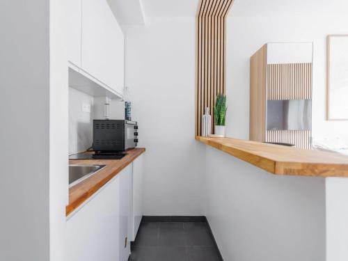 Superb 2P studio near Trocadero - main image