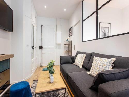 Superb appt 1BDR 4P - Porte Maillot Ternes, Paris (photo 7)