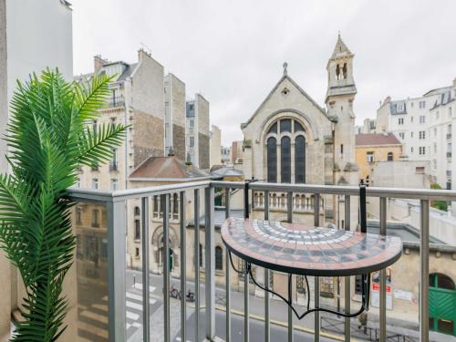 Superb 2P studio near Trocadero - image 8