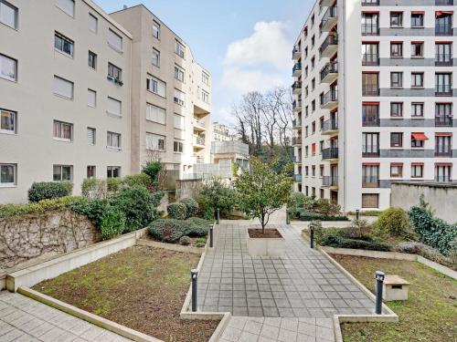 Charming 1BDR 2P 15th Exhibition Centre - image 5