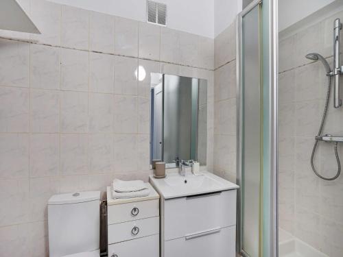 Charming 1BDR 2P 15th Exhibition Centre - image 7