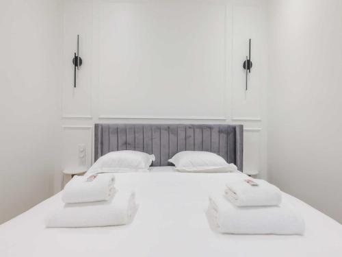 Charming Apartment - 1BR- 2P- Ternes - image 4