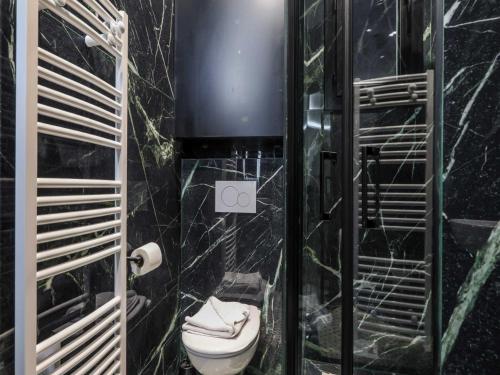 Charming Apartment - 1BR- 2P- Ternes - image 6