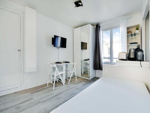 Modern studio - 2P - Faubourg Saint Antoine 11th arr - image 6