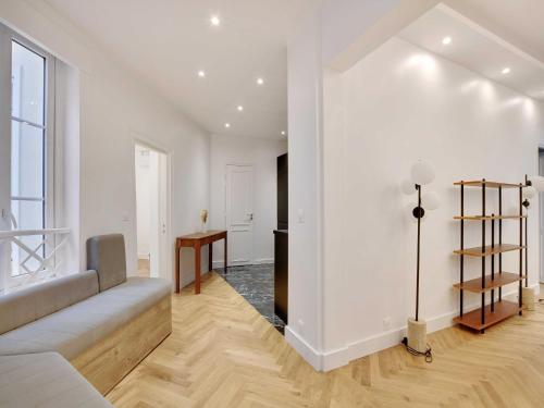 Elegant apartment 3BDR 6P - Champs-Élysées - image 7