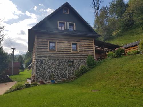 Chata Sára (Chata Sara) in Jezersko