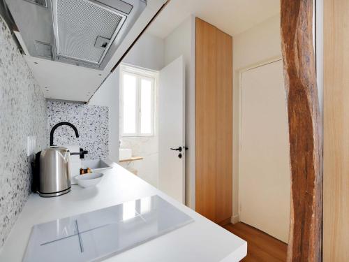 Beautiful studio -16 ard de paris- Mobility lease - main image