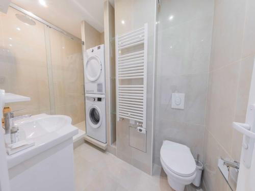 Magnificent apartment -2BR 4P - Porte Maillot - image 12