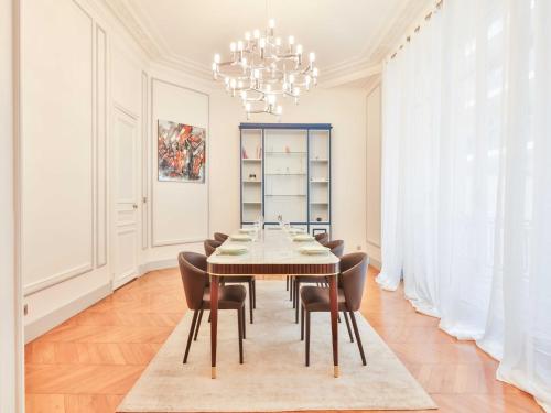 Exceptional flat - Near Trocadéro - Mobility Lease - image 5