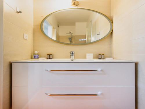 Charming Flat - 2BD 3P - Proche Batignolles 17eme - image 6