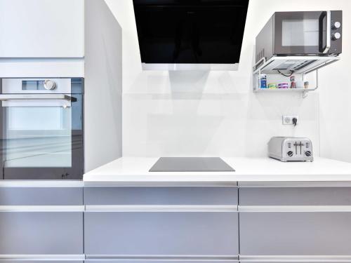 Exceptional flat - Near Trocadéro - Mobility Lease - image 6