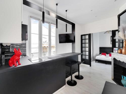 Chic flat - 1BR 2P - Suresnes, Suresnes (zdjęcie 3)