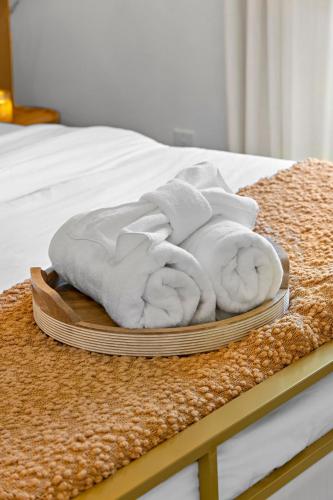 Free Parking 2bath Pool Table NYC 30min EWR 10min