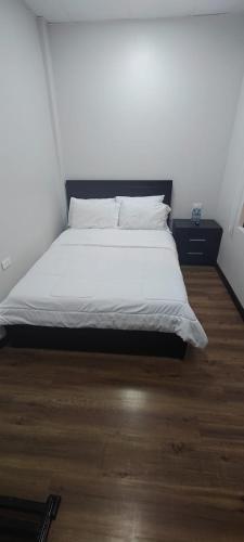 1 twin bed