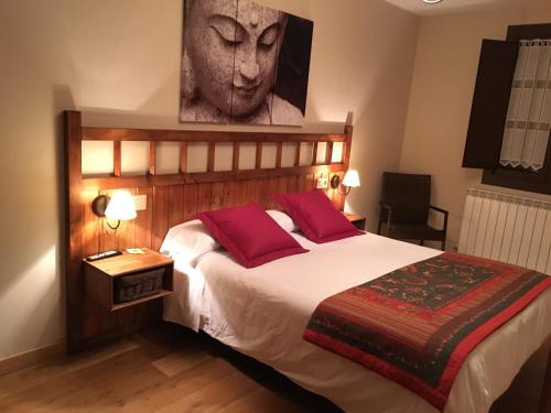 Hostal Otsoa BnB Navascués
