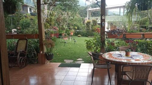 Cabaña Mi Bello Jardín, Privado, Zona Urbana (Cabana Mi Bello Jardin, Privado, Zona Urbana) in Apaneca