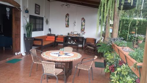 Cabaña Mi Bello Jardín, Privado, Zona Urbana (Cabana Mi Bello Jardin, Privado, Zona Urbana) in Apaneca