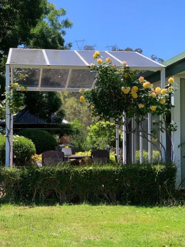 Dārzs, The Lake House at Mansfield in Bonnie Doon