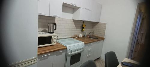 Однокомнатные апартаменты на Ержанова, Karaganda