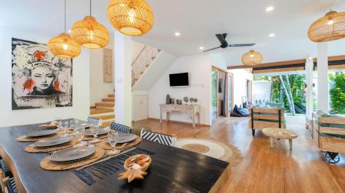 Three-Bedroom Villa image 5
