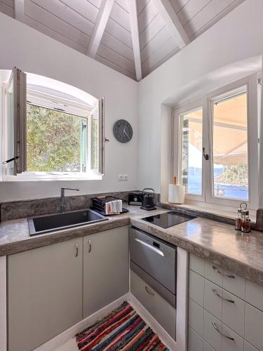 設施, Panta'kei in 史托羅斯