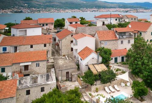 -Alba in Okrug Donji