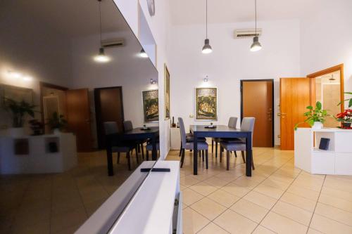 Santa Giulia Apartment - Centralissimo vicino al Porto in Livorno