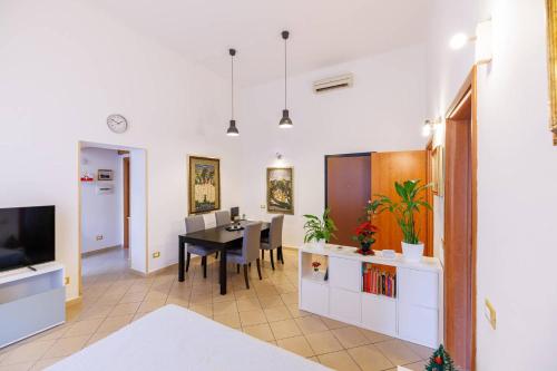 Santa Giulia Apartment - Centralissimo vicino al Porto in Livorno