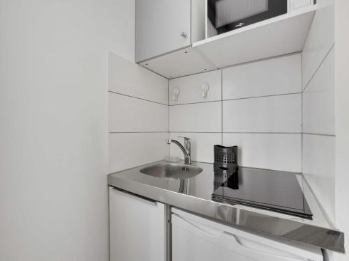 Intimate Studio-2P- Sacre Coeur Abesse - image 4