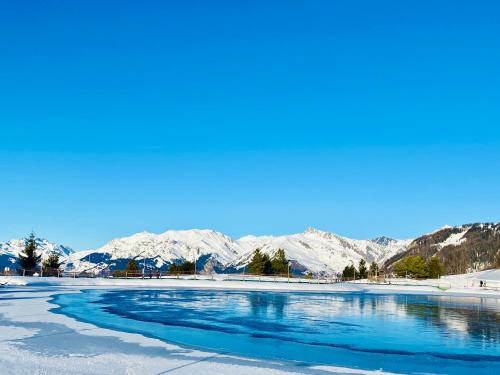 Appartement Duplex 6 ou 7 personnes dans chalet a 250 m des pistes in Saint-Jean-de-Maurienne