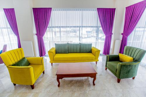 Rosso Hotel