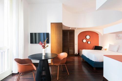 RELSTAY - Borgonuovo, Milano