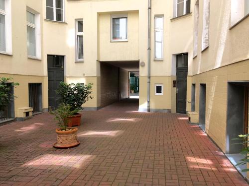 FeWo im Nollendorfkiez, 2 Zimmer, Küche, Bad,, Berlin (photo 9)