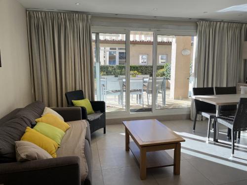Apartment with Sea View image 10