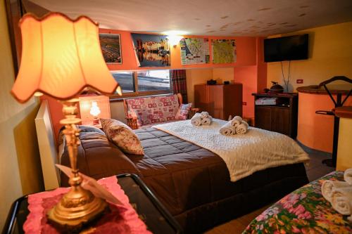 The Alley Inn
