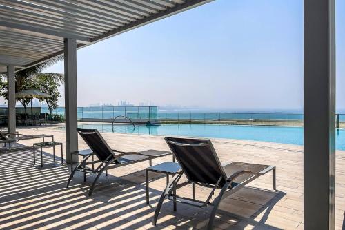 Bluewaters Sea View 2br Pool & Gym & Beachfront in Bluewaters Island