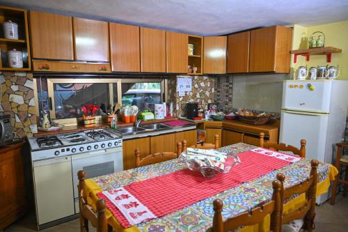 кухня, The Alley Inn in Санта-Марія-Капуа-Ветере