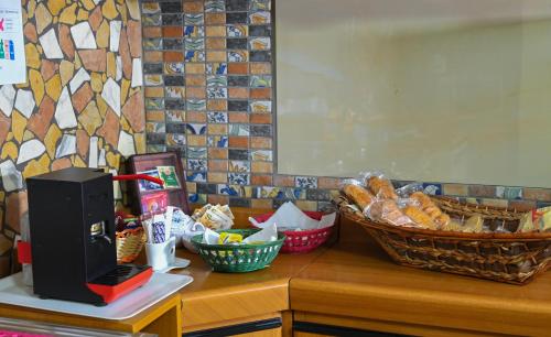 Їжа та напої, The Alley Inn in Санта-Марія-Капуа-Ветере